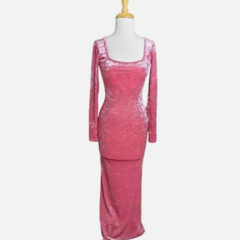 Anthropologie Delfi Collective Slim Velvet Maxi Dress XS Pink